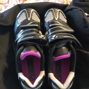 Bontrager women’s spin shoes size 38EU